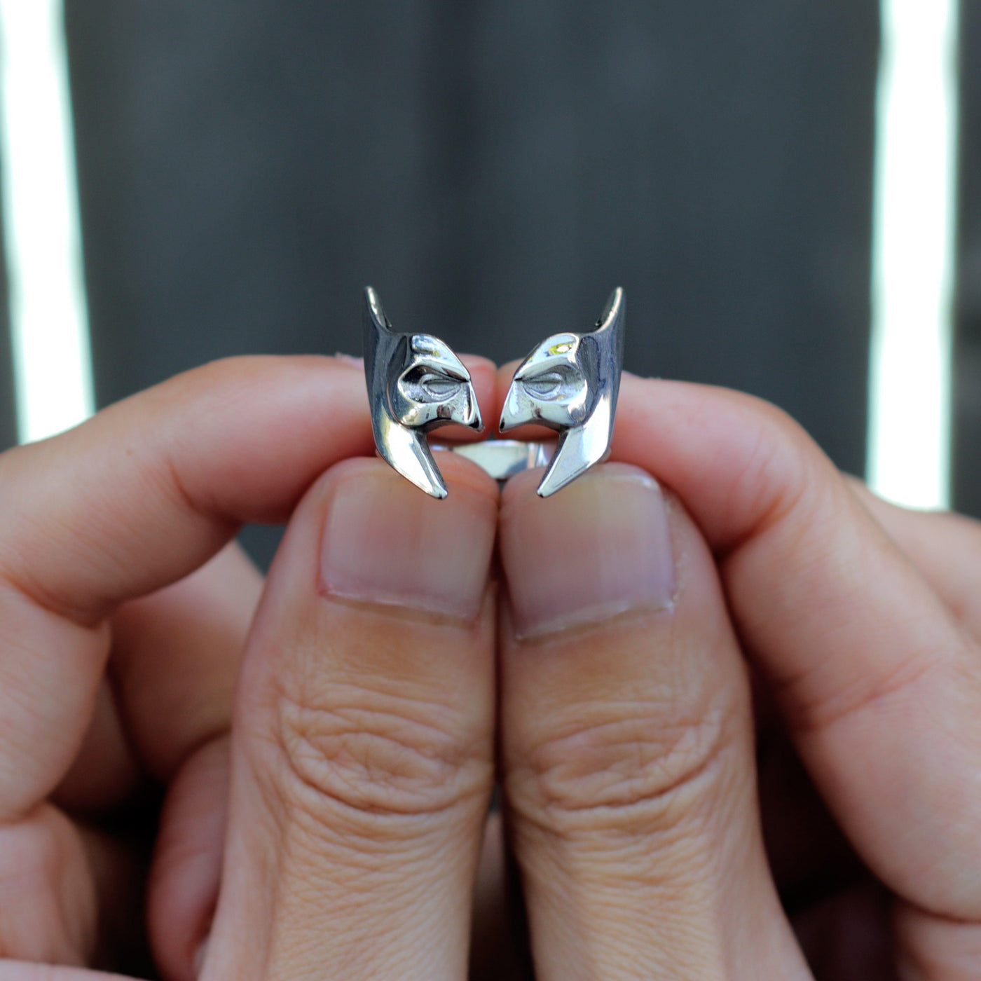 Marvel™ Wolverine Ring– Display Geek, Inc.