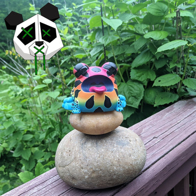 SUNS OUT BUNS OUT Custom 1 of 1 Ributt Vinyl Figure: “Rainbow Poison Dart Toad” by Kendra Thomas