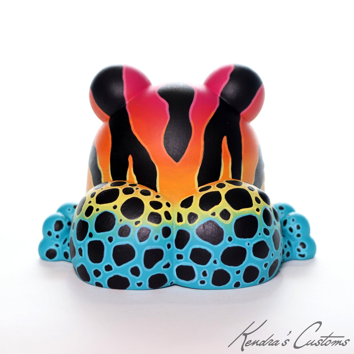 SUNS OUT BUNS OUT Custom 1 of 1 Ributt Vinyl Figure: “Rainbow Poison Dart Toad” by Kendra Thomas