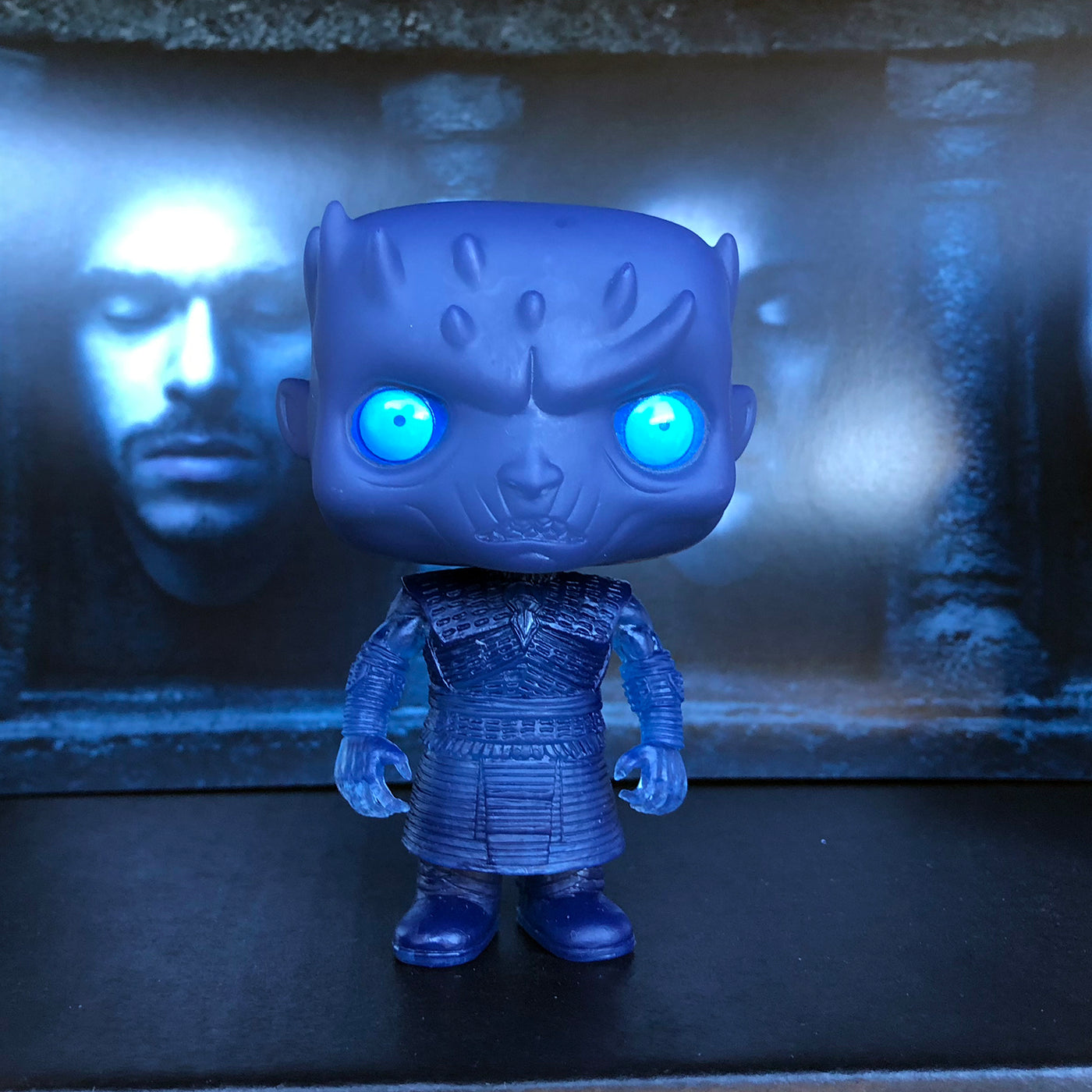 **BACK IN STOCK MAY 13TH** GAME OF THRONES - Display Case for Funko Pops with 3 Backdrop Inserts, Corrugated Cardboard - Display Geek