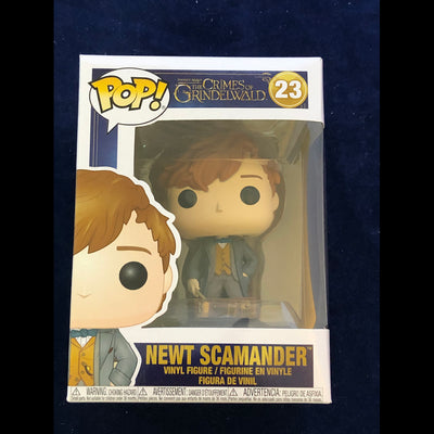 Harry Potter - Newt Scamander in Suitcase (Barnes & Noble) *no sticker*