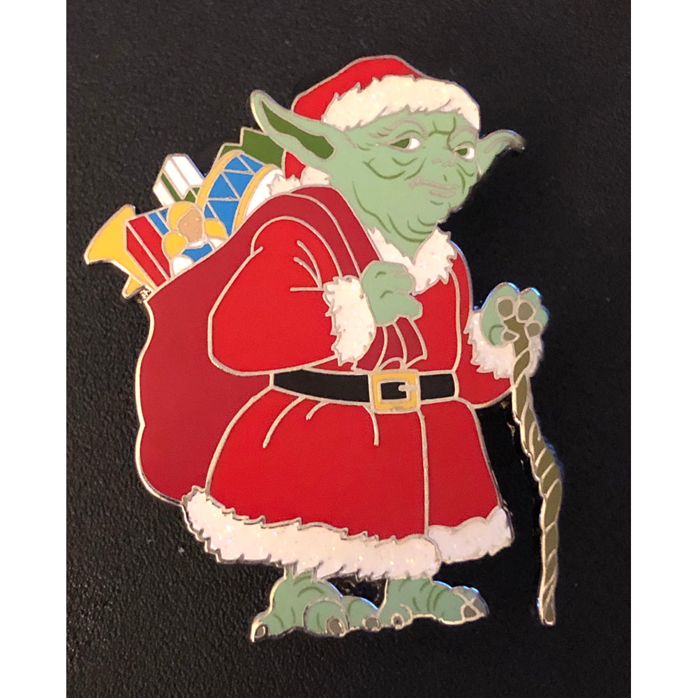 Disney Pin Trading Yoda with Santa (Used)